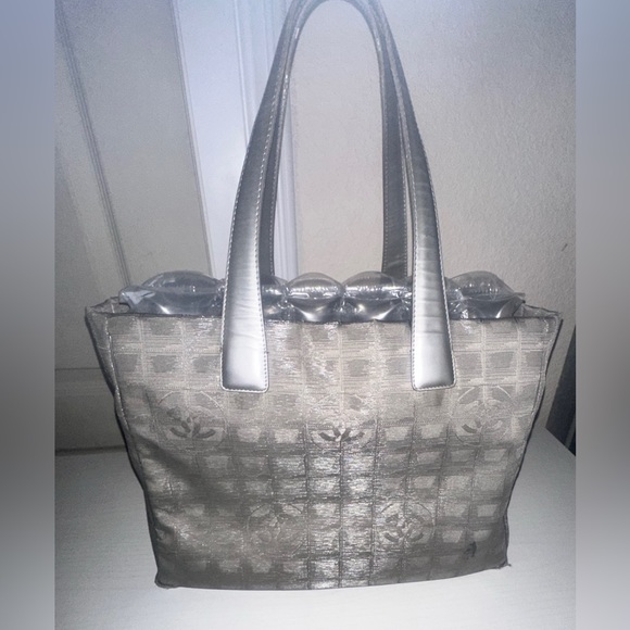 Chanel Travel Line Tote Shoulder bag - Picture 2 of 16